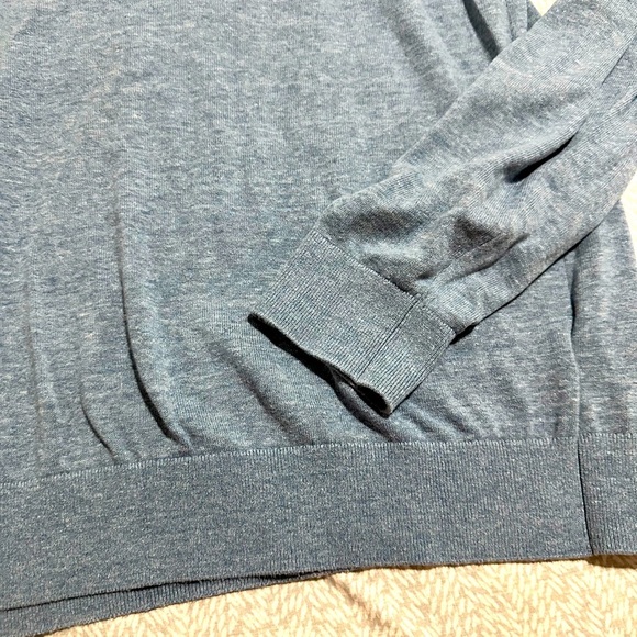H&M Men's Heather Blue Crewneck Sweater - Picture 4 of 5